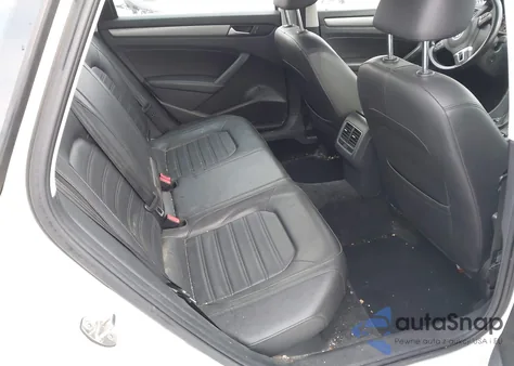 2015 Volkswagen Passat 1.8T Se from USA, damaged, VIN 1VWBT7A34FC070851